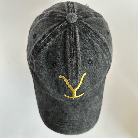 Yellowstone Baseball Cap Embroidered Logo Adjustable Strap Gray 100% Cotton - Picture 3 of 9